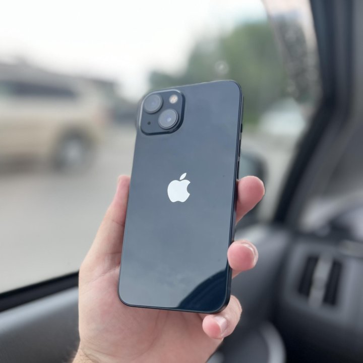 Продам iPhone 13 128gb на гарантии