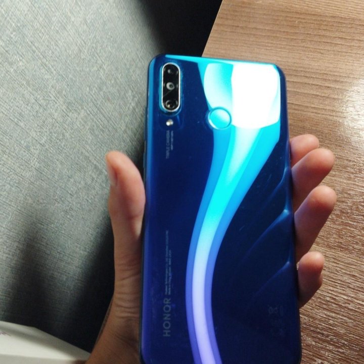 Телефон бу honor 20 lite