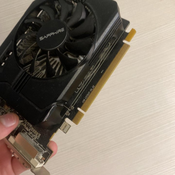 Radeon R7 250 2GB