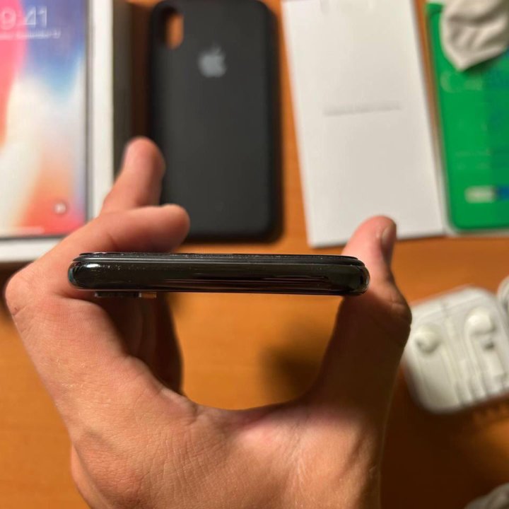 IPhone X. 256 Gb.