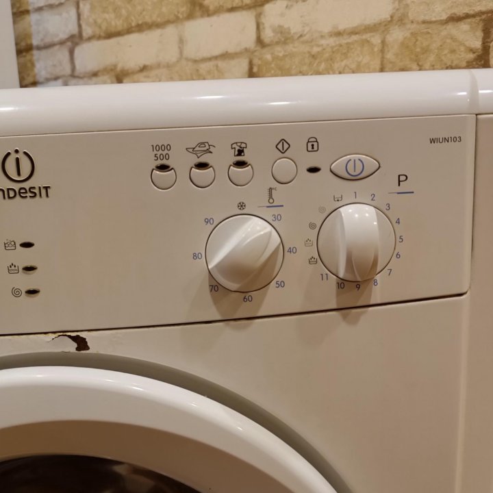 Стиральная машина indesit WIUN103