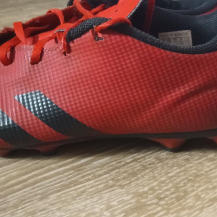 Бутсы Adidas Predator