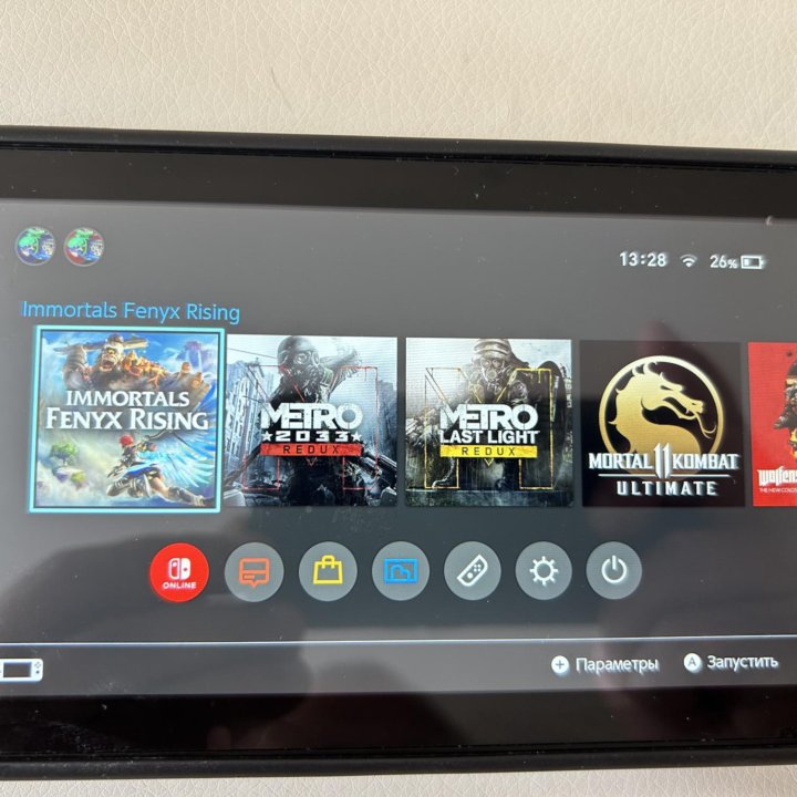 Игровая портативная приставка Nintendo Switch