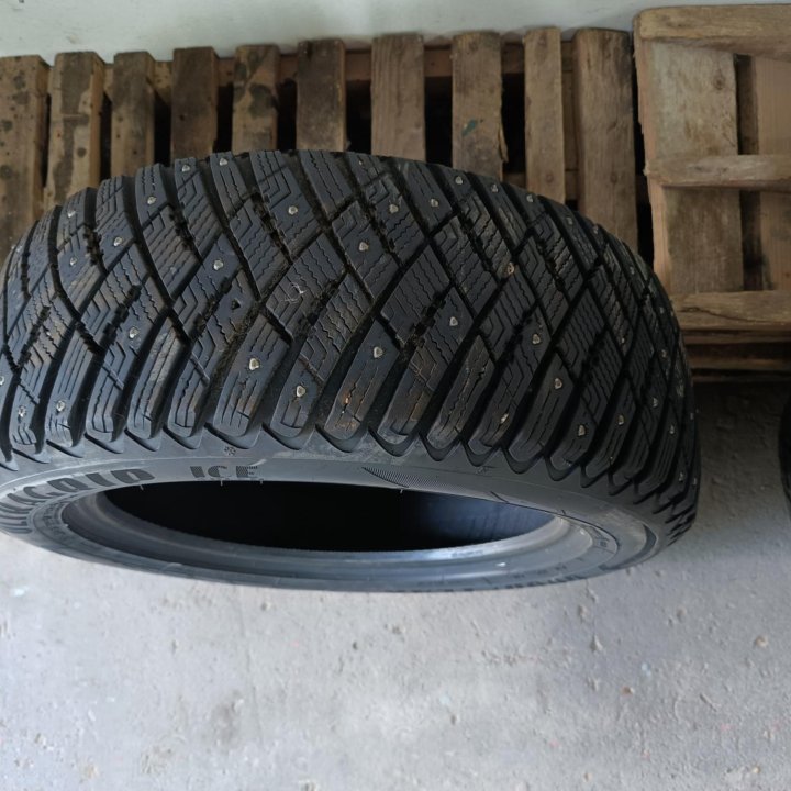 Шины зимние шипованные Goodyear 205/55 R16