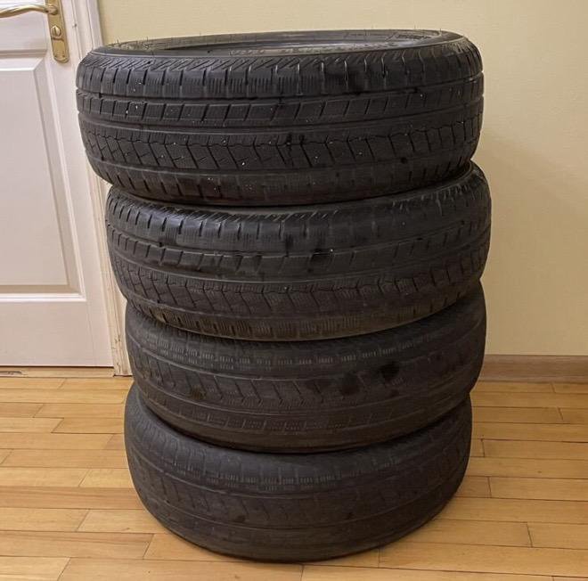 Roadmarch Snowrover 868 225/60 R18 104H