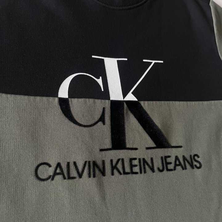 Calvin Klein Свитшот. Оригинал