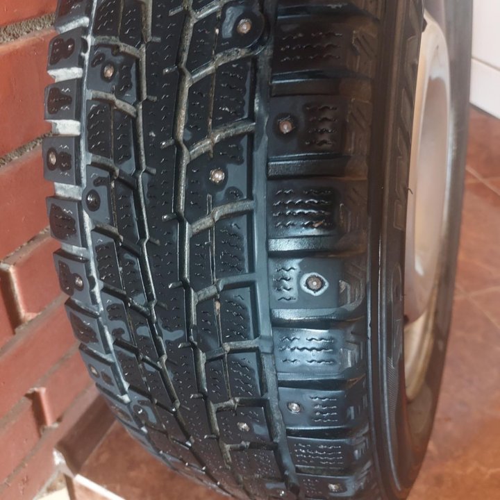 Зимние шины DUNLOP SP winter ice01