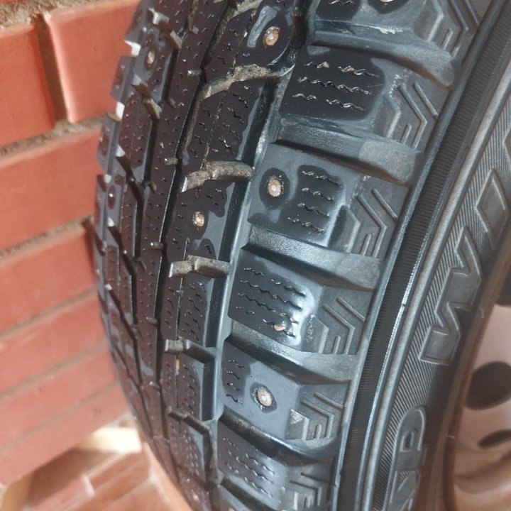 Зимние шины DUNLOP SP winter ice01