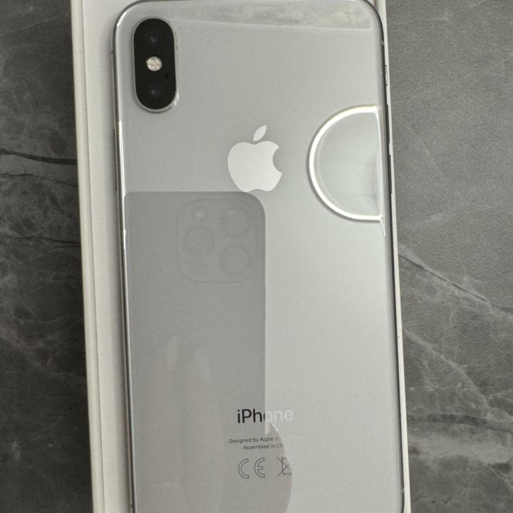 Продам iPhone 10