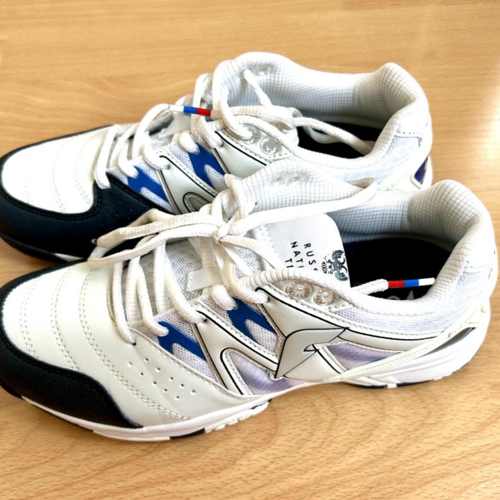 Кроссовки Форвард