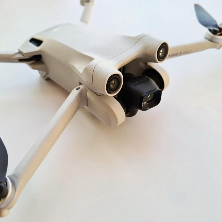 DJI Mini 3 Pro квадрокоптер