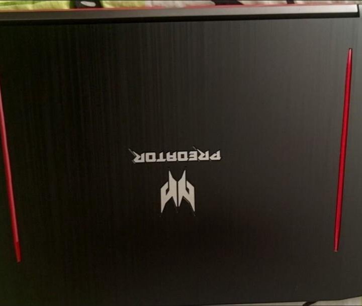 Acer Predator helios 300