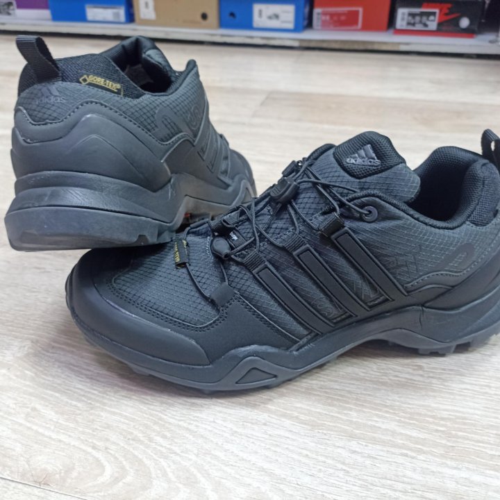 Кроссовки adidas terrex