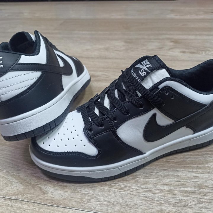 Кроссовки Nike SB Dunk Low