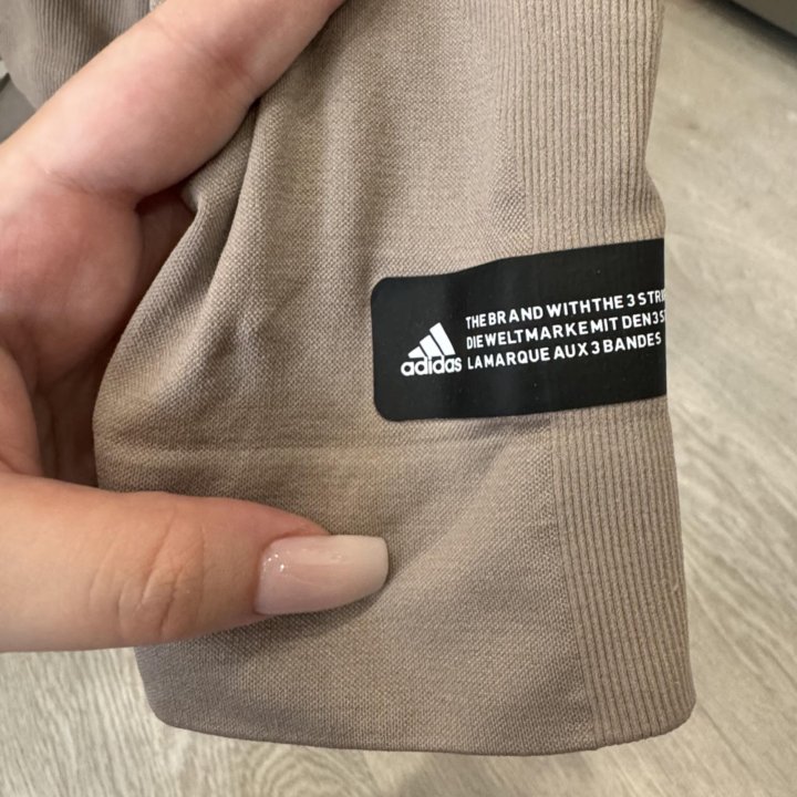 Лонгслив adidas женский, M