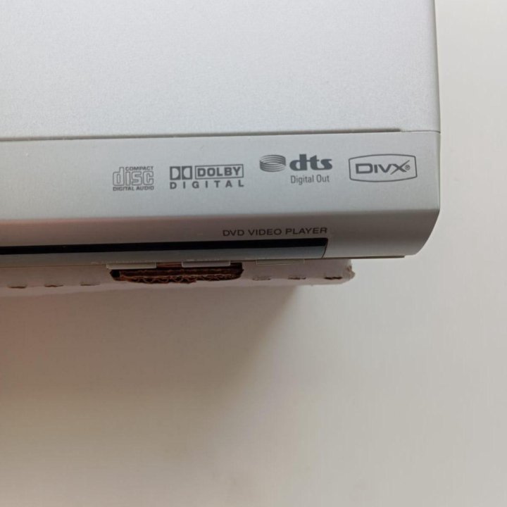 DVD проигрыватель Toshiba