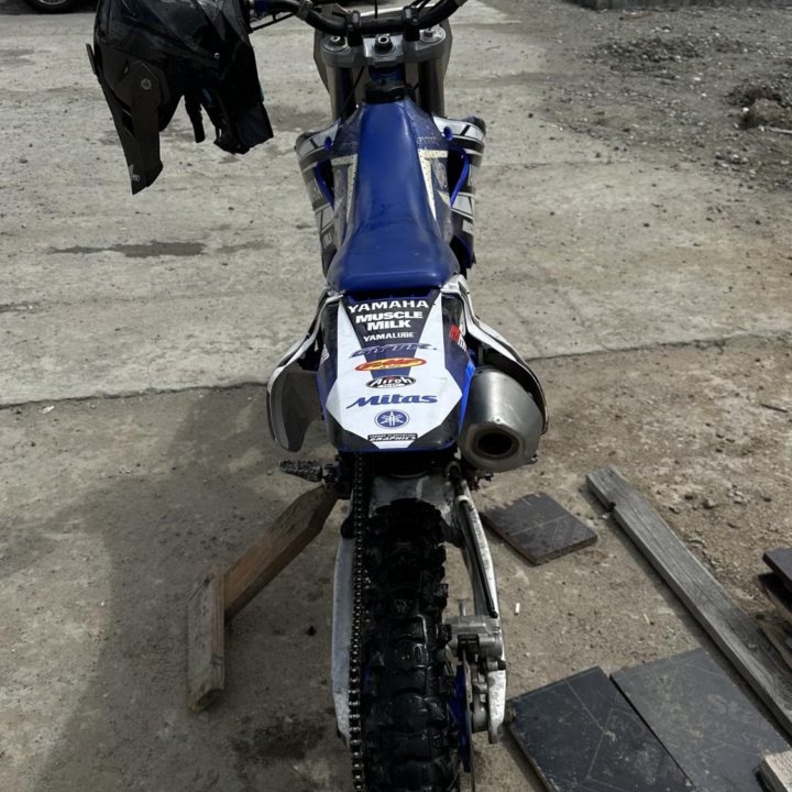 Yamaha yz400f