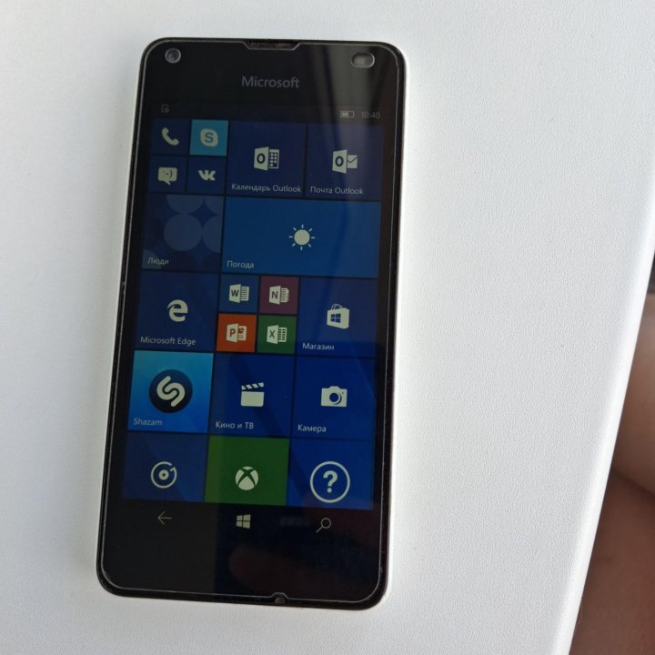 Продам Телефон Microsoft Lumia 550