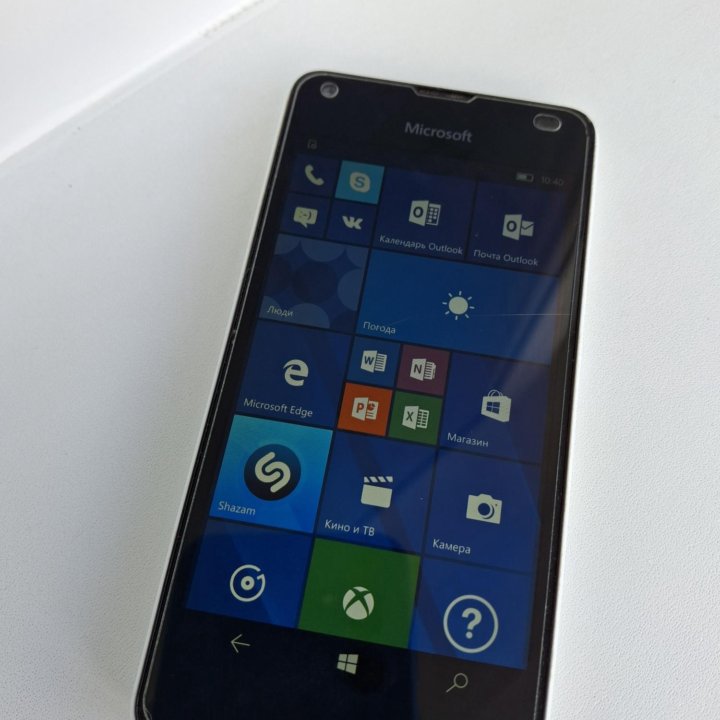 Продам Телефон Microsoft Lumia 550