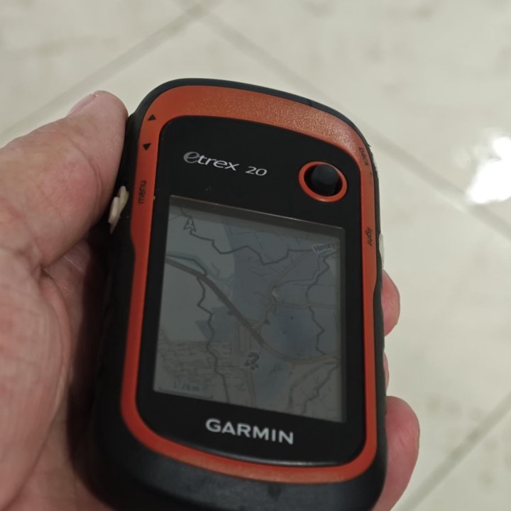 Навигатор Garmin etrex 20