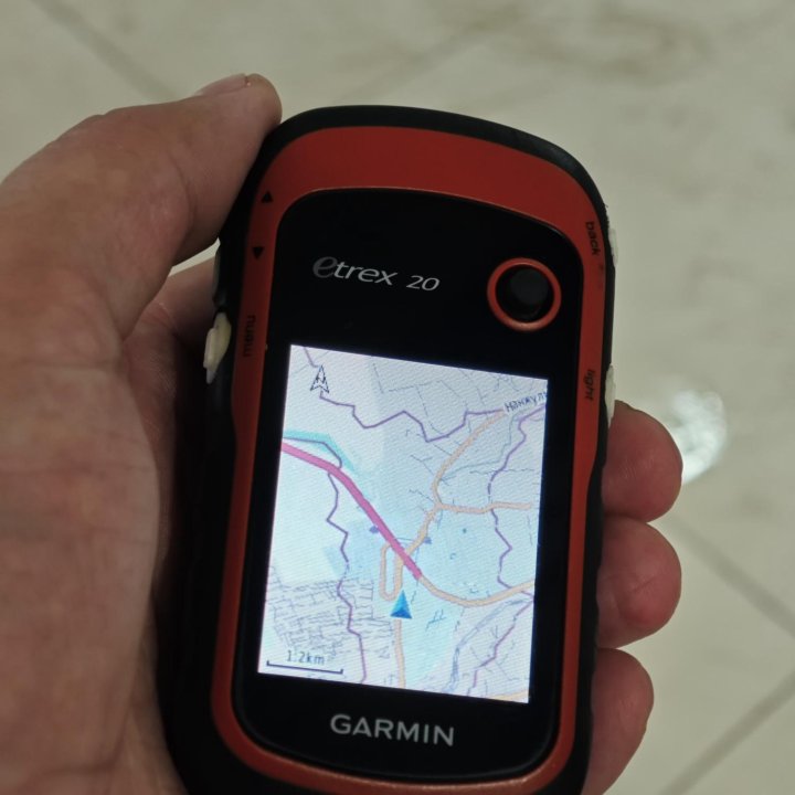 Навигатор Garmin etrex 20