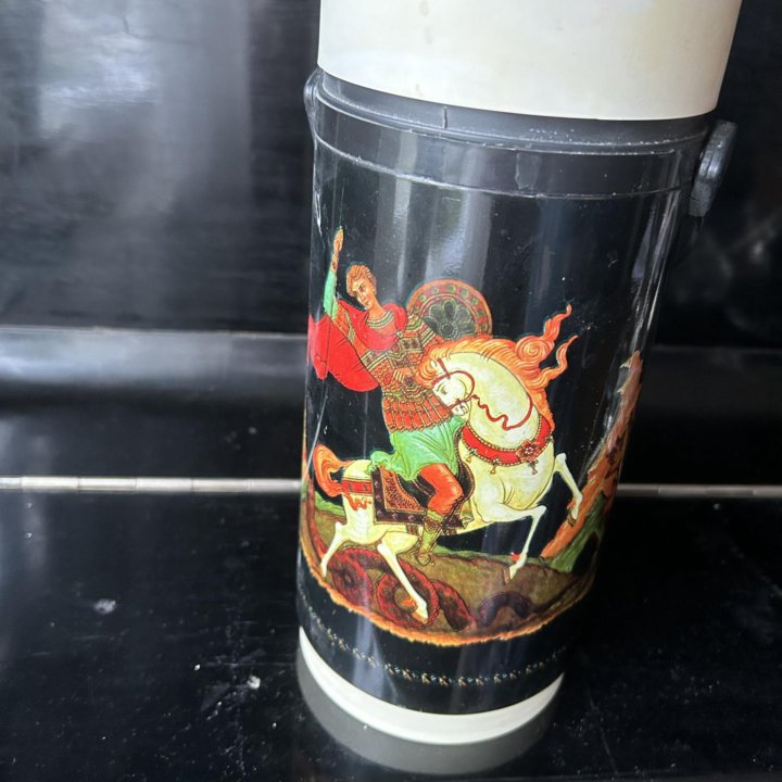 Термосы новые