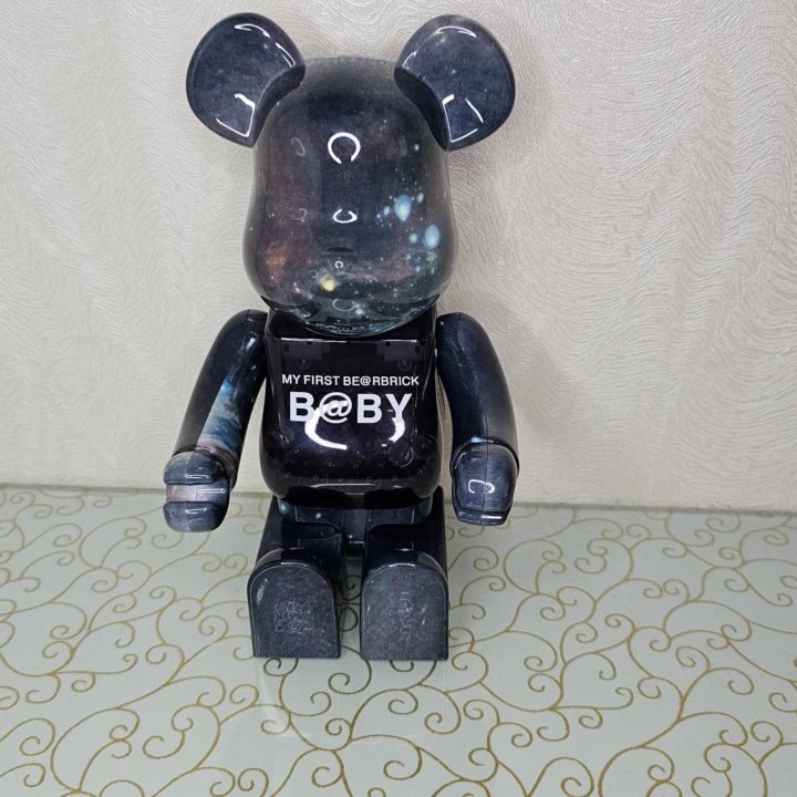 My first bearbrick black hole 400% 28см