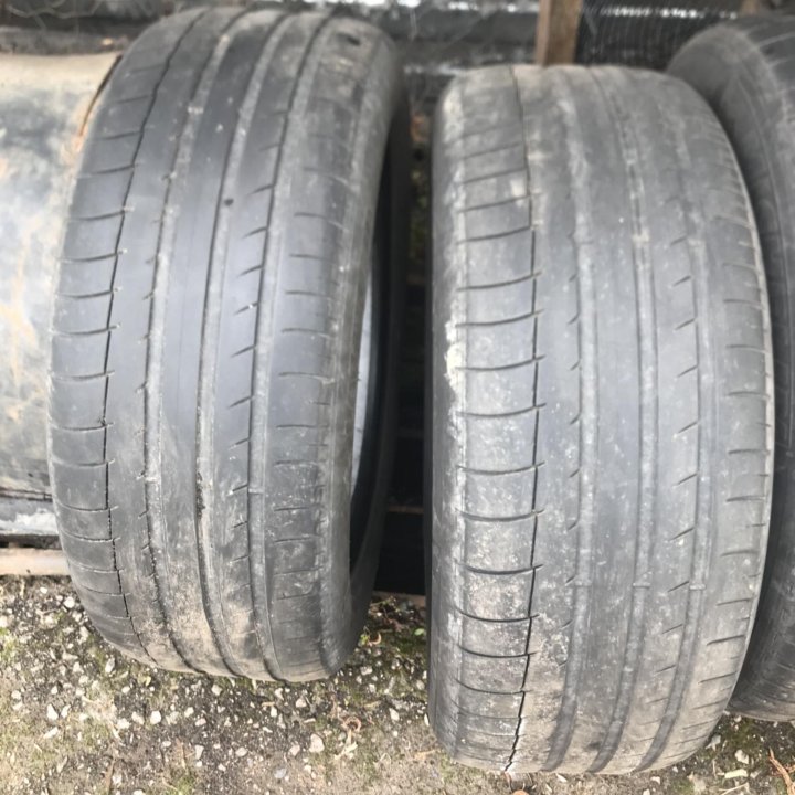 MICHELIN 235 55 R17