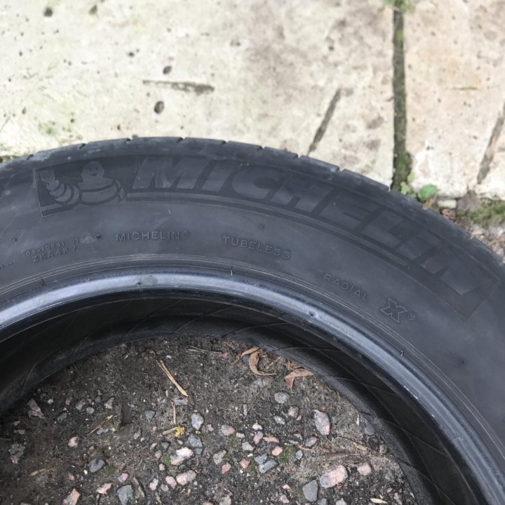 MICHELIN 235 55 R17