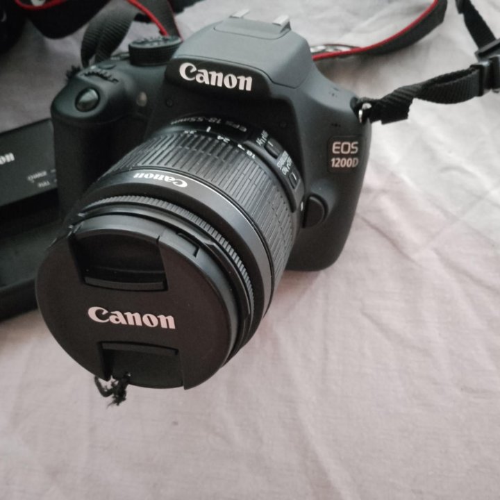 Canon EOS 1200d