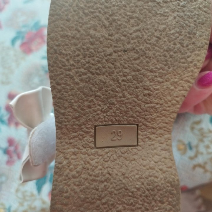 Туфли для девочки