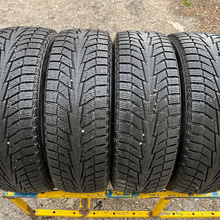 Зима Hankook Winter i*Cept iZ 2 W616 195/65 R15