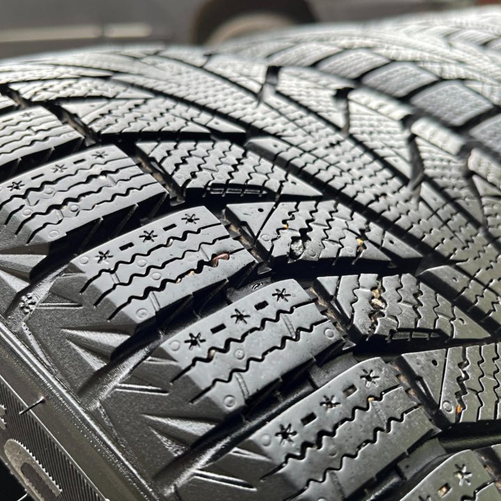 Зима Hankook Winter i*Cept iZ 2 W616 195/65 R15