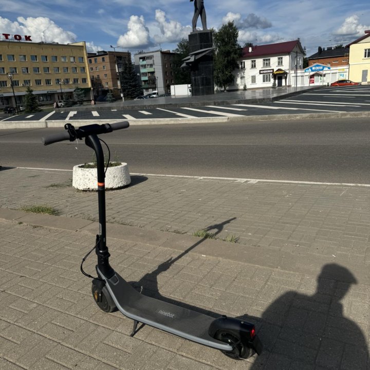 Электросамокат ninebot Kickscooter e2