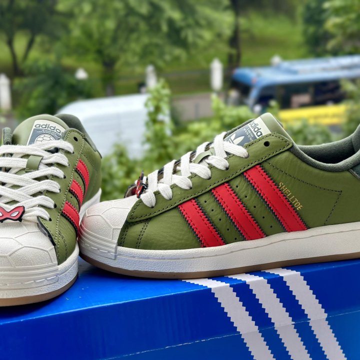 Кроссовки в Уссурийске Adidas Superstar x TMNT