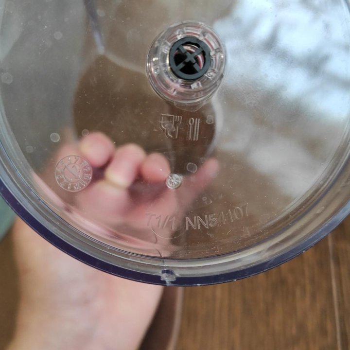 Бачок от Nescafe Vertuo (контр для воды и пдст-ка