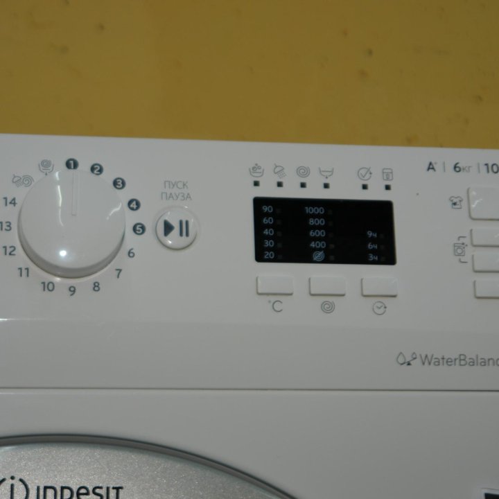 Стиральная машина Indesit BWUA 51051