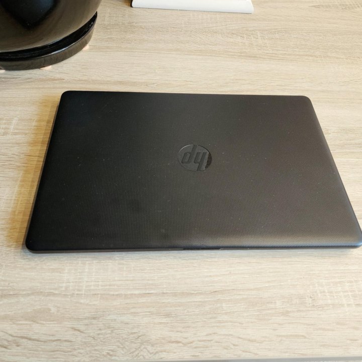 HP, core i3, 8gb, 256SSD, FullHD