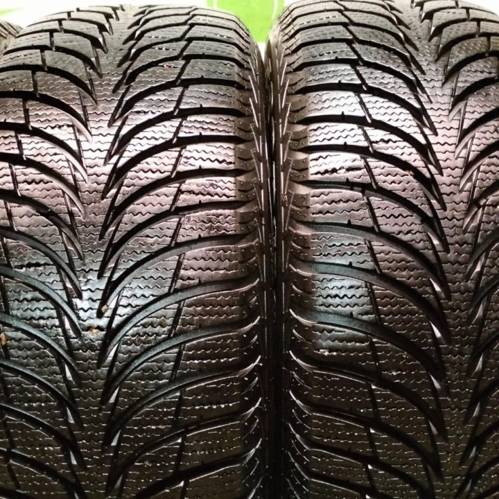 205/55 R16 Goodyear UG Ice +