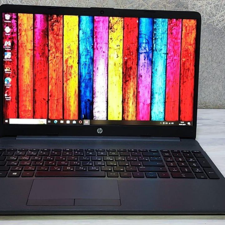 Ноутбук HP Laptop 15-gw