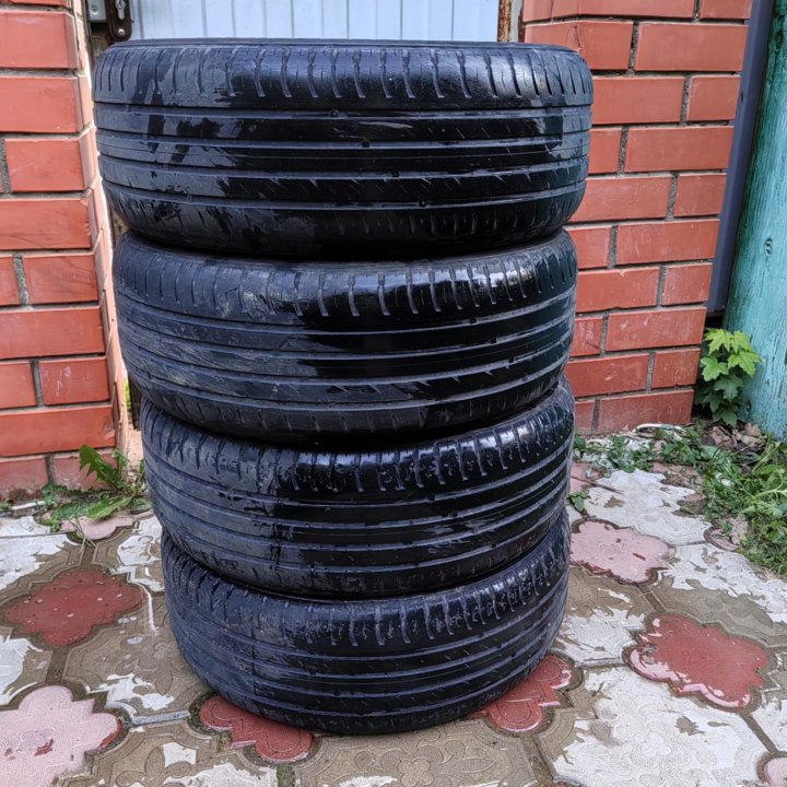 Летняя резина R16 205/55 Nokian