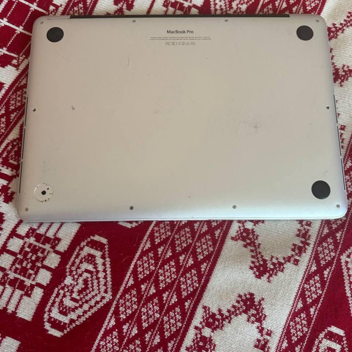 Apple MacBook Pro 2013 8/256 новая батарея