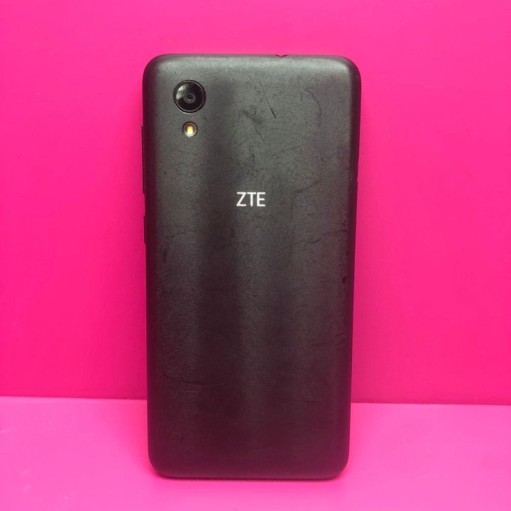 Смартфон ZTE Blade L8 32ГБ