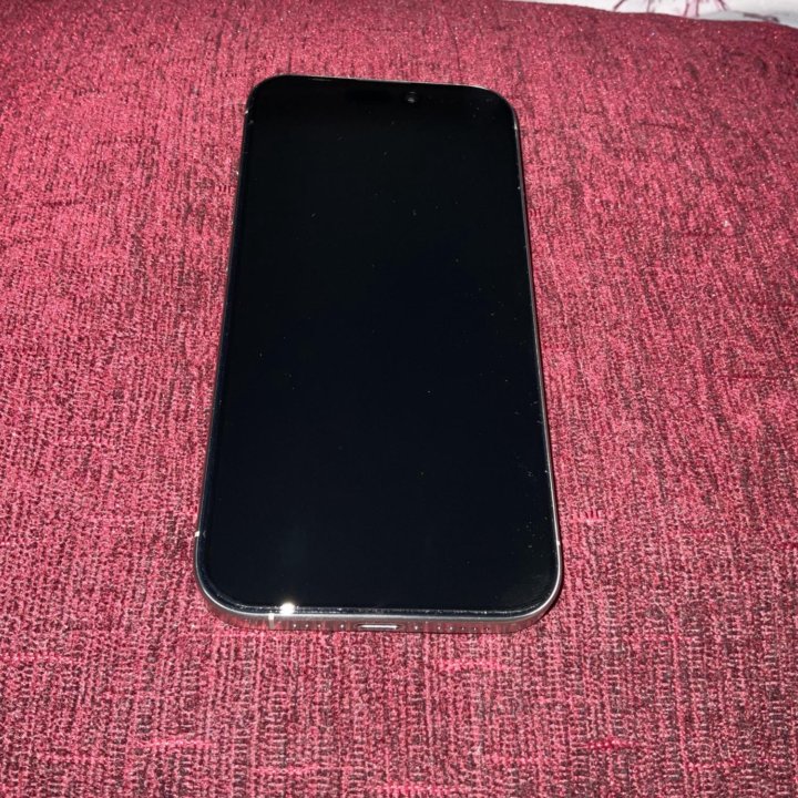 Телефон iPhone 14Pro 256гб