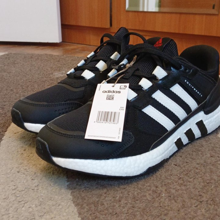 Кроссовки Adidas летние