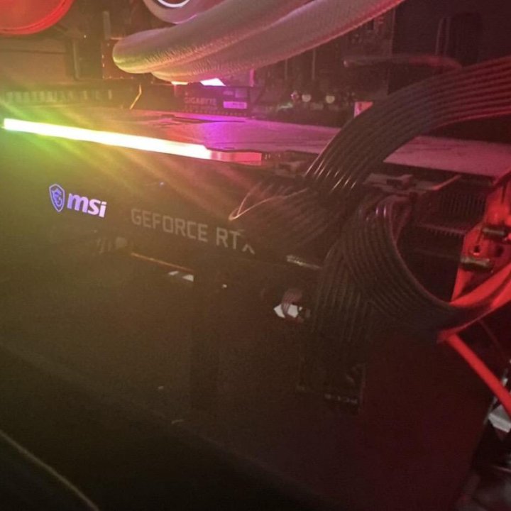 GeForce 3090 msi gaming x trio