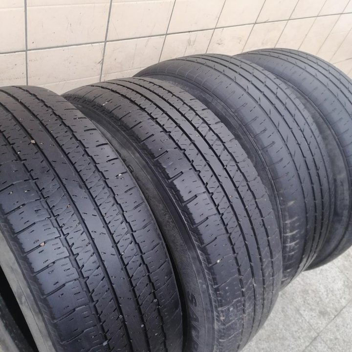 225/60R18 комплект