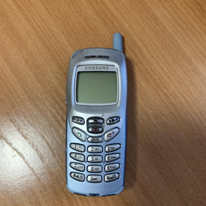 Телефон Samsung SGH-N620