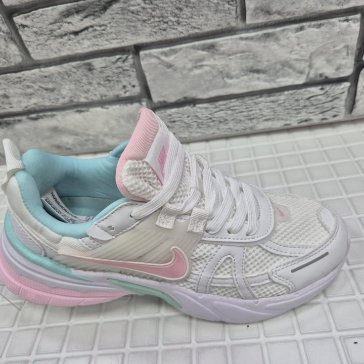 Кроссовки Nike air zoom