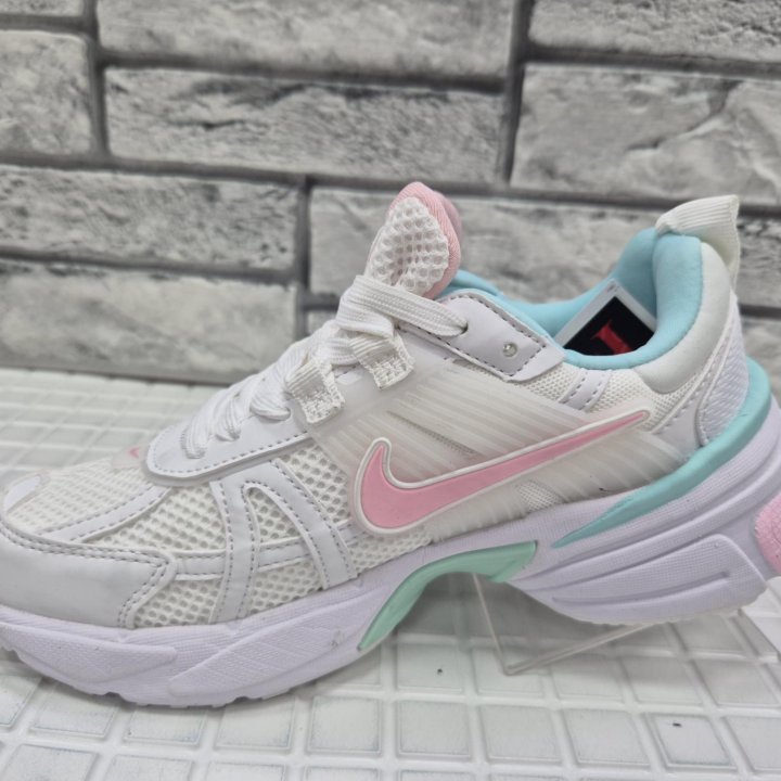 Кроссовки Nike air zoom